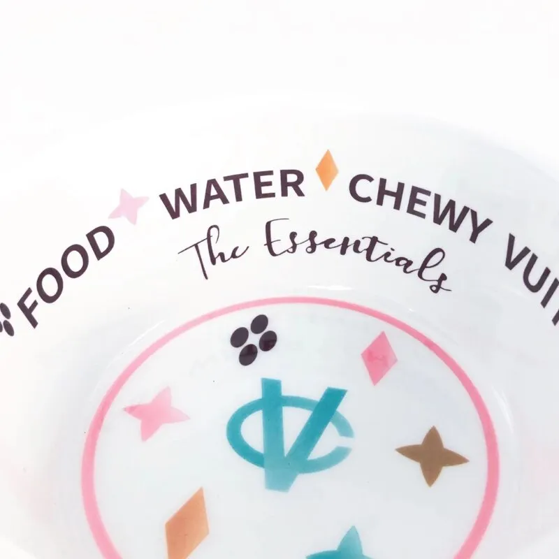 Chewy Vuiton Luxury Brand Designer Dog Bowl Ceramics Bowls Placemat Puppy Cat Feeder Non-slip Crash French Bulldog Bowl For Small Dogs